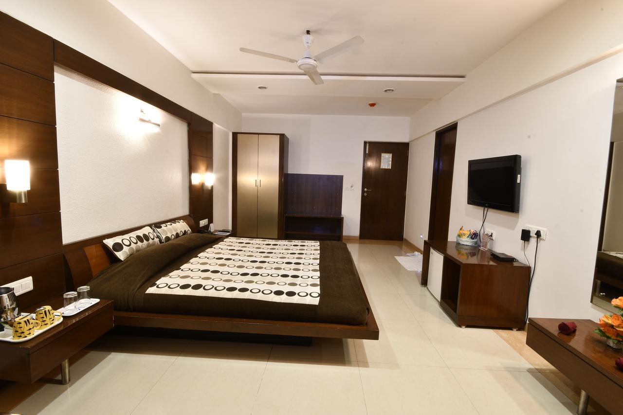 Hotel Platinum Residency