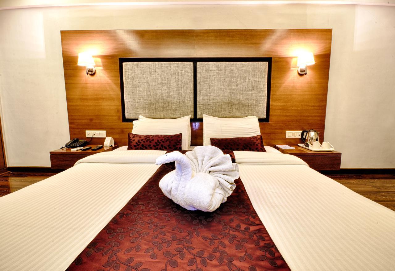 Hotel Platinum Residency
