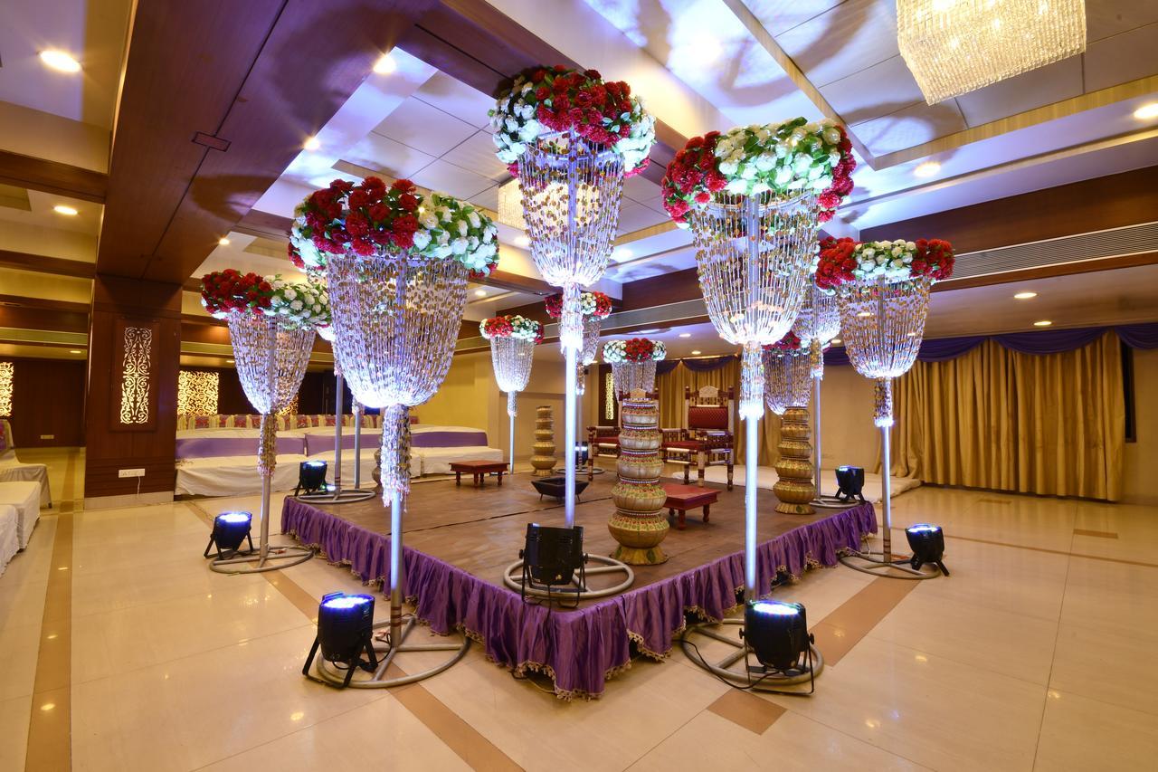 Platinum Residency Hotel 3*