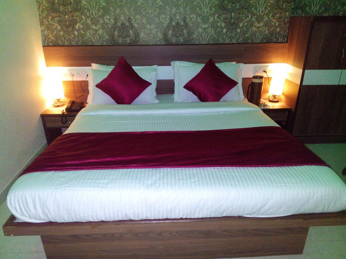 Tirupati 2* Ahmedabad
