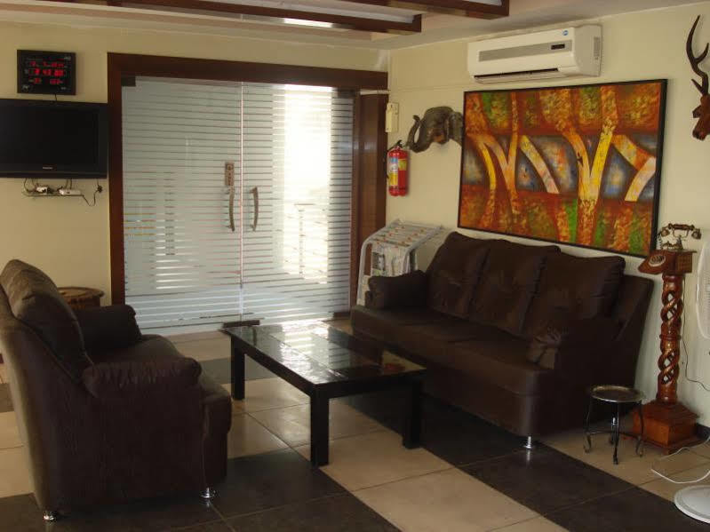 Oyo 4161 Hotel Shailly Inn 3* Ahmedabad