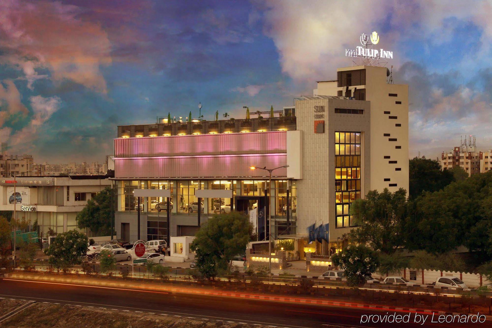 Hotel Tulip Inn, 3*