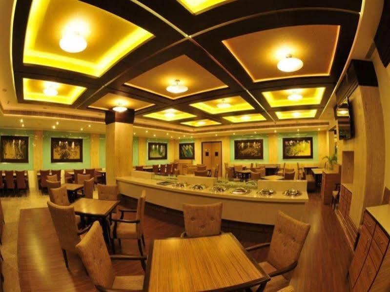 Hotel The Cambay Grand Ahmedabad