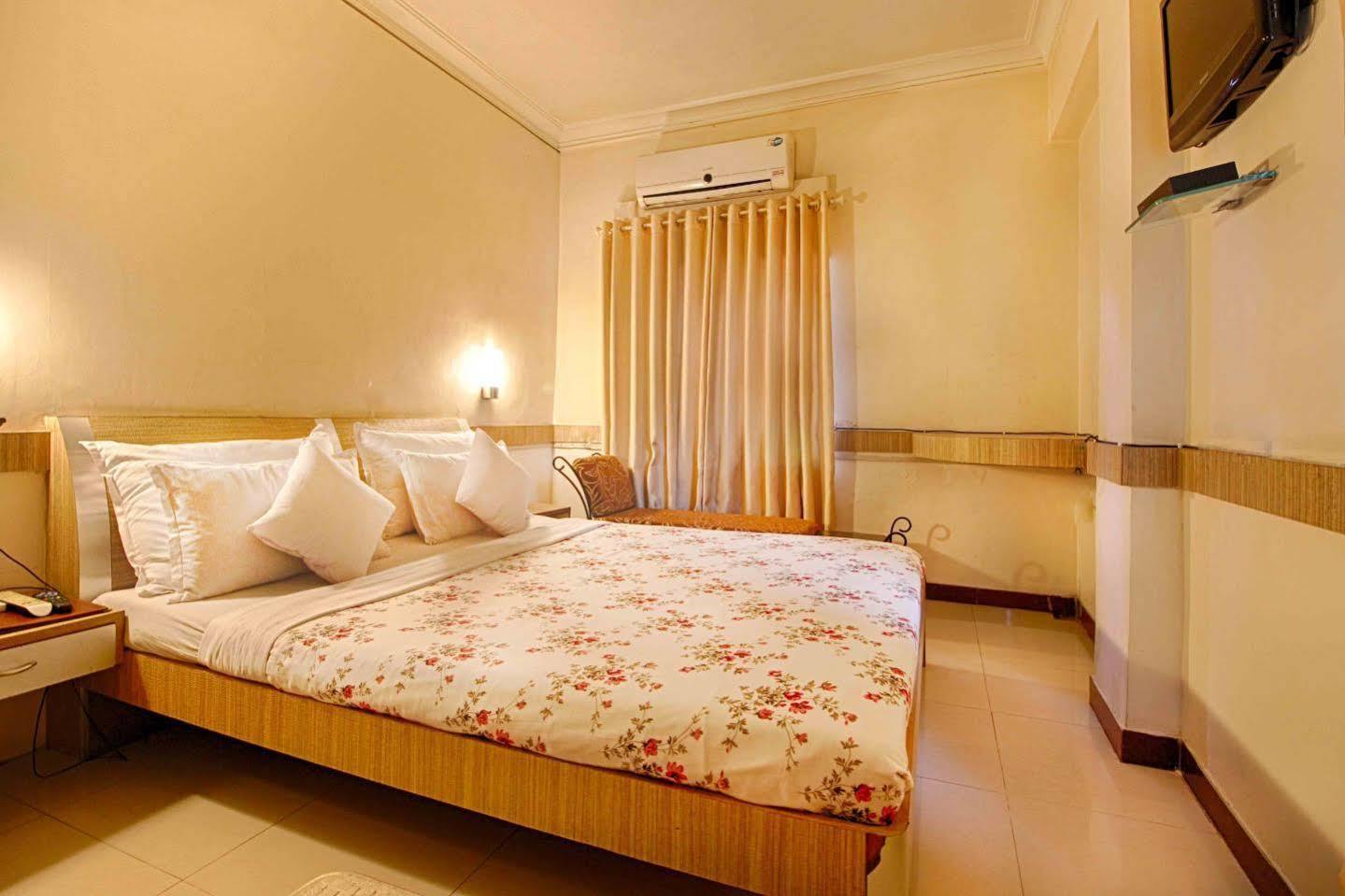 Hotel Parth Residency