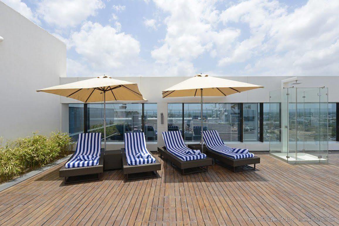 Hotel Eastin Ahmedabad