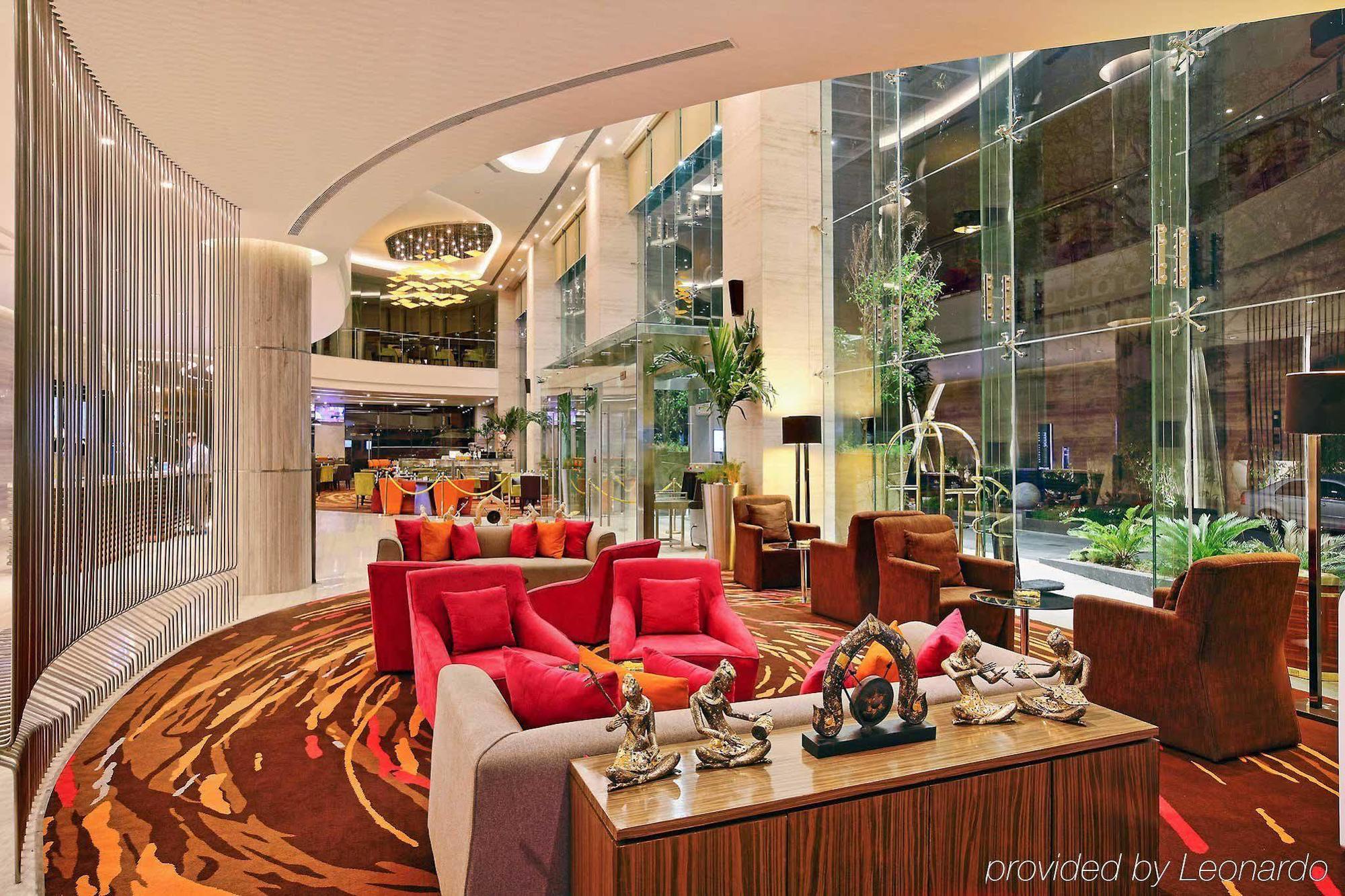 Novotel Hotel 5*