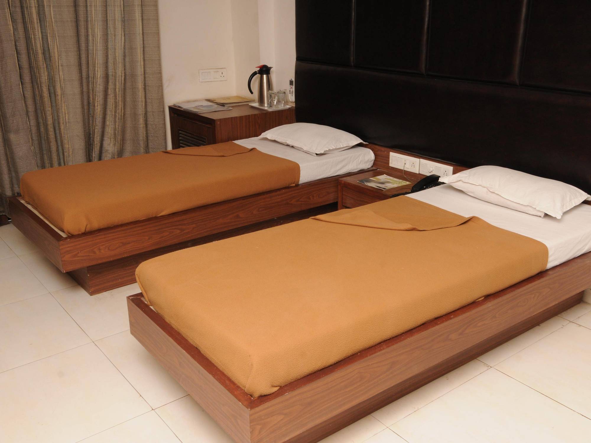 Neelkanth Paradise Hotel Ahmedabad