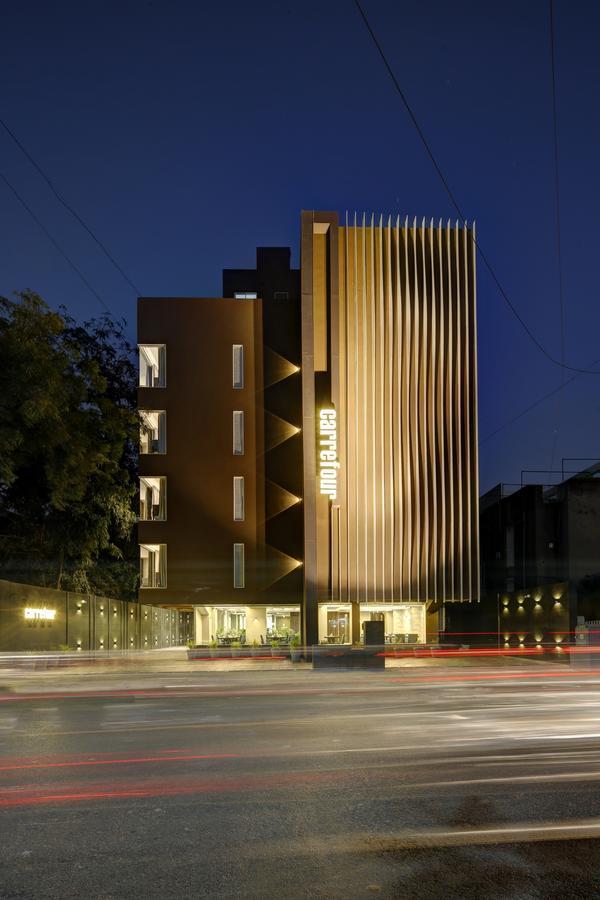 Hotel Carrefour