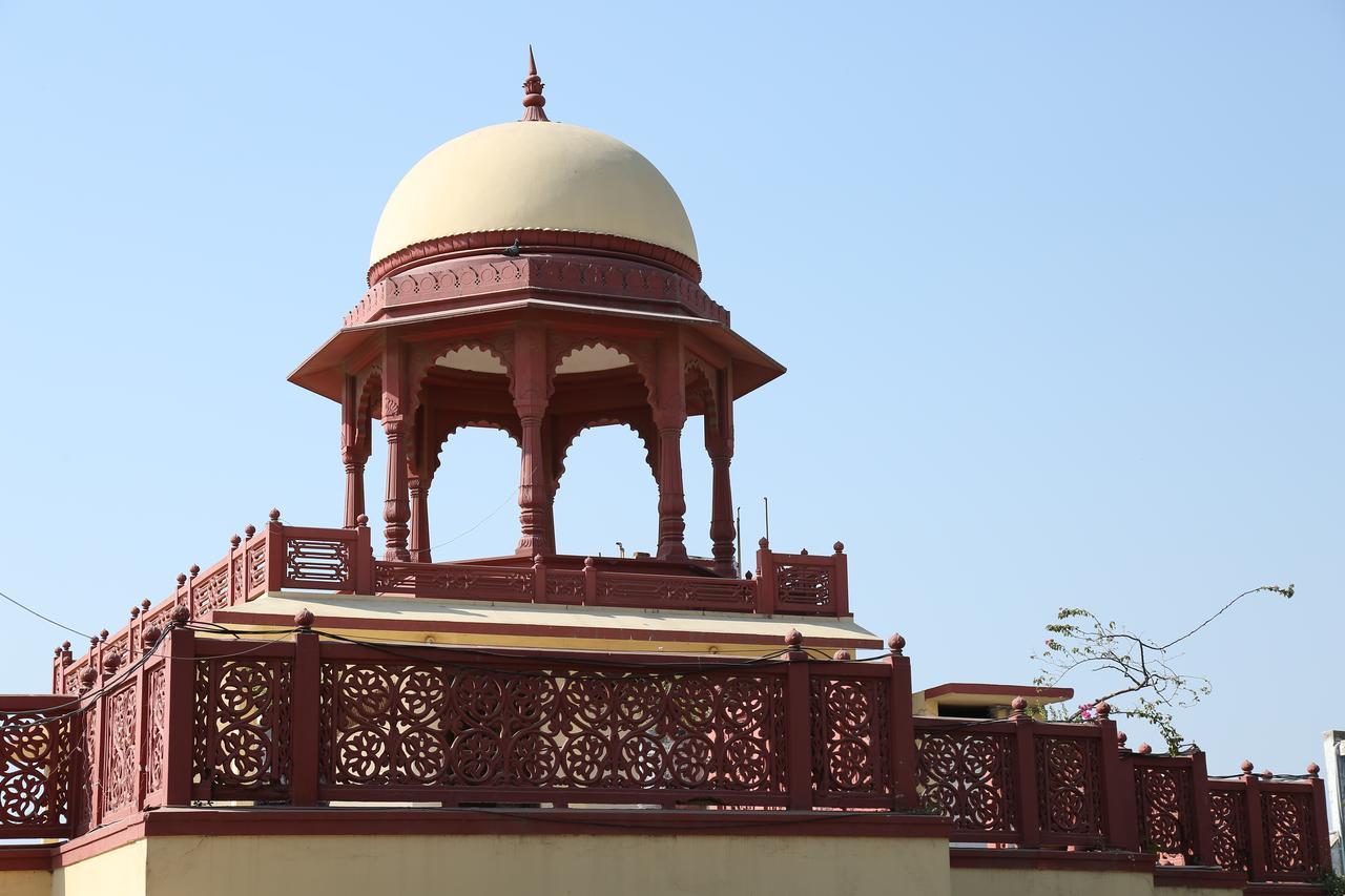 Hotel Siddhartha Palace Ahmedabad