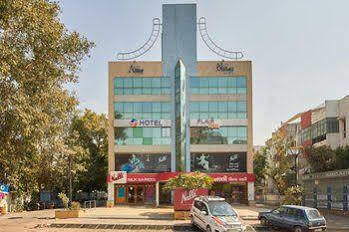 Zo Ashram Road Paldi Ahmedabad