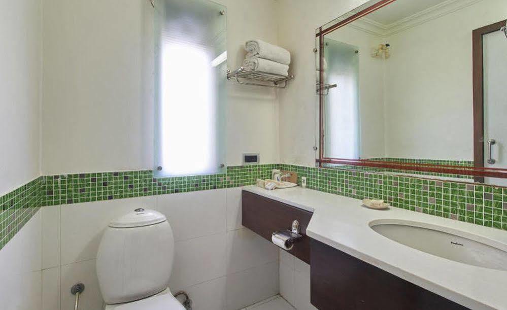 Hotel 3 By Oyo Nami Residency, Ahmedabad