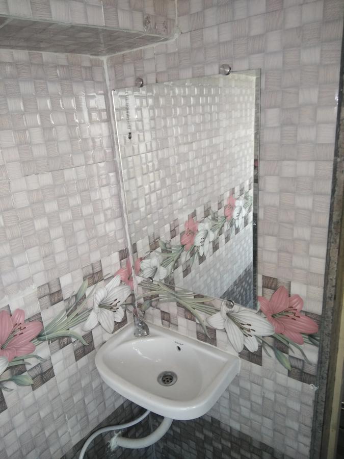 Ajanta Hotel *