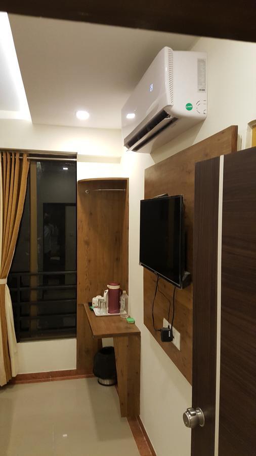 Supreme Hotel 2*