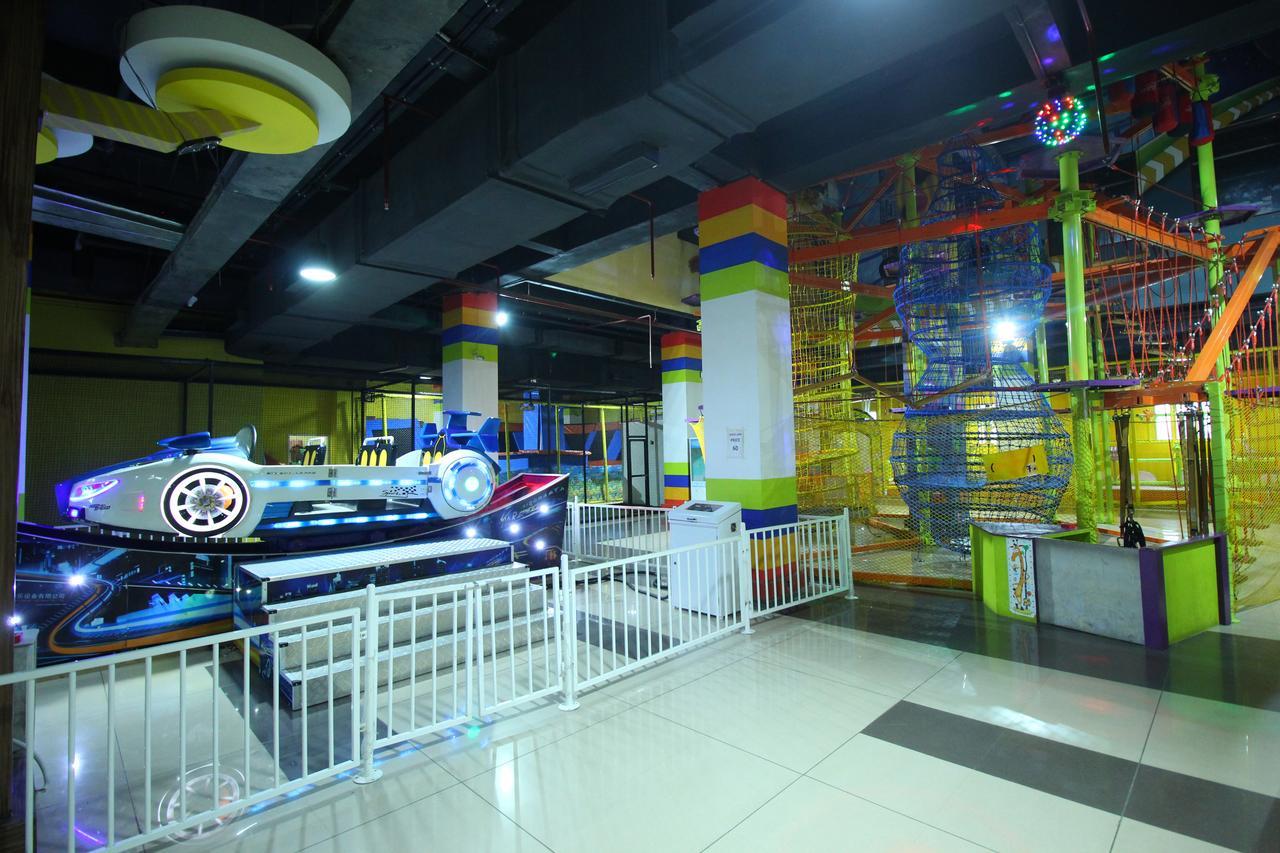 Hostel Jackpot In & Out *