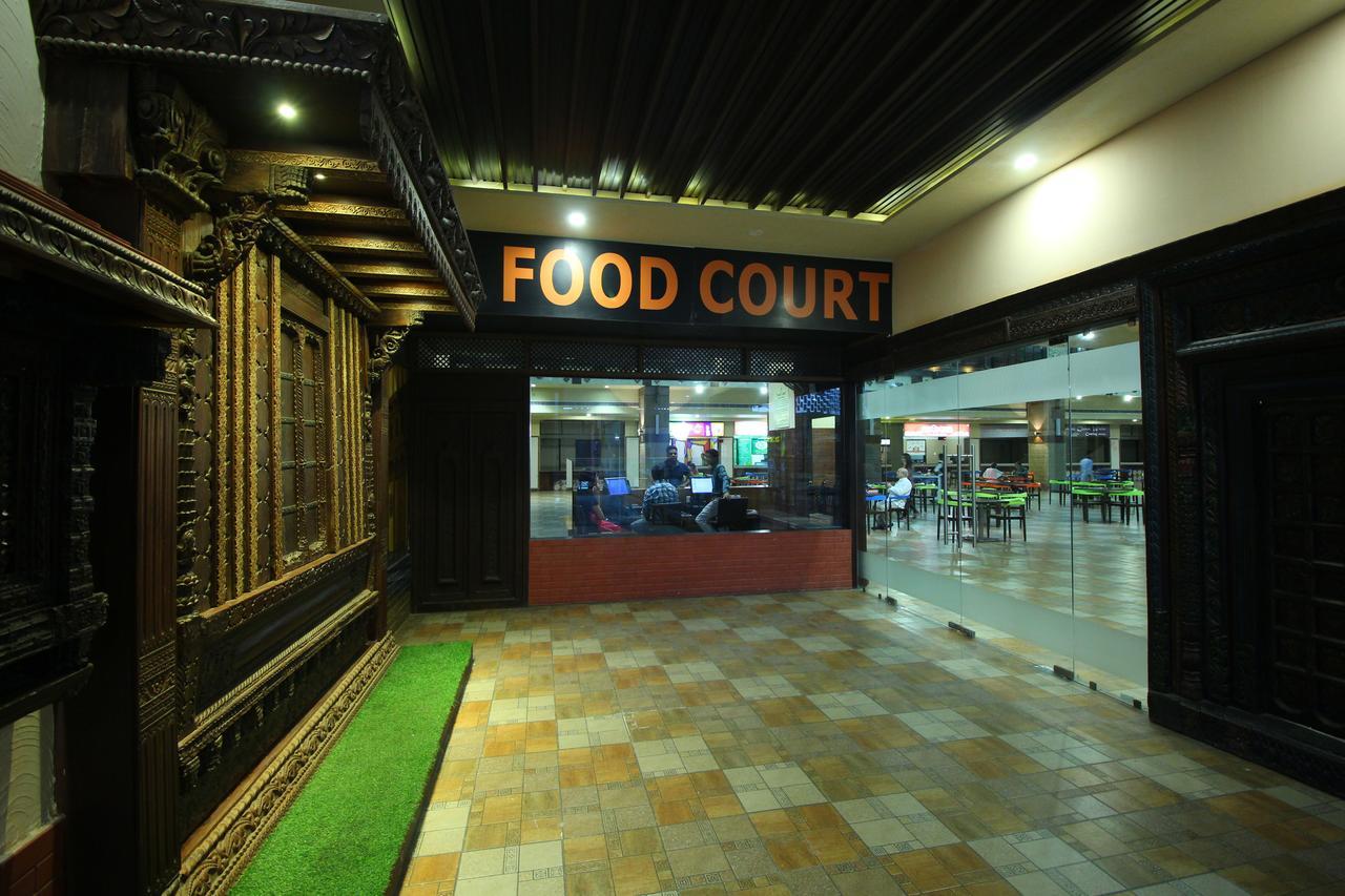 Jackpot In & Out Hostel Ahmedabad