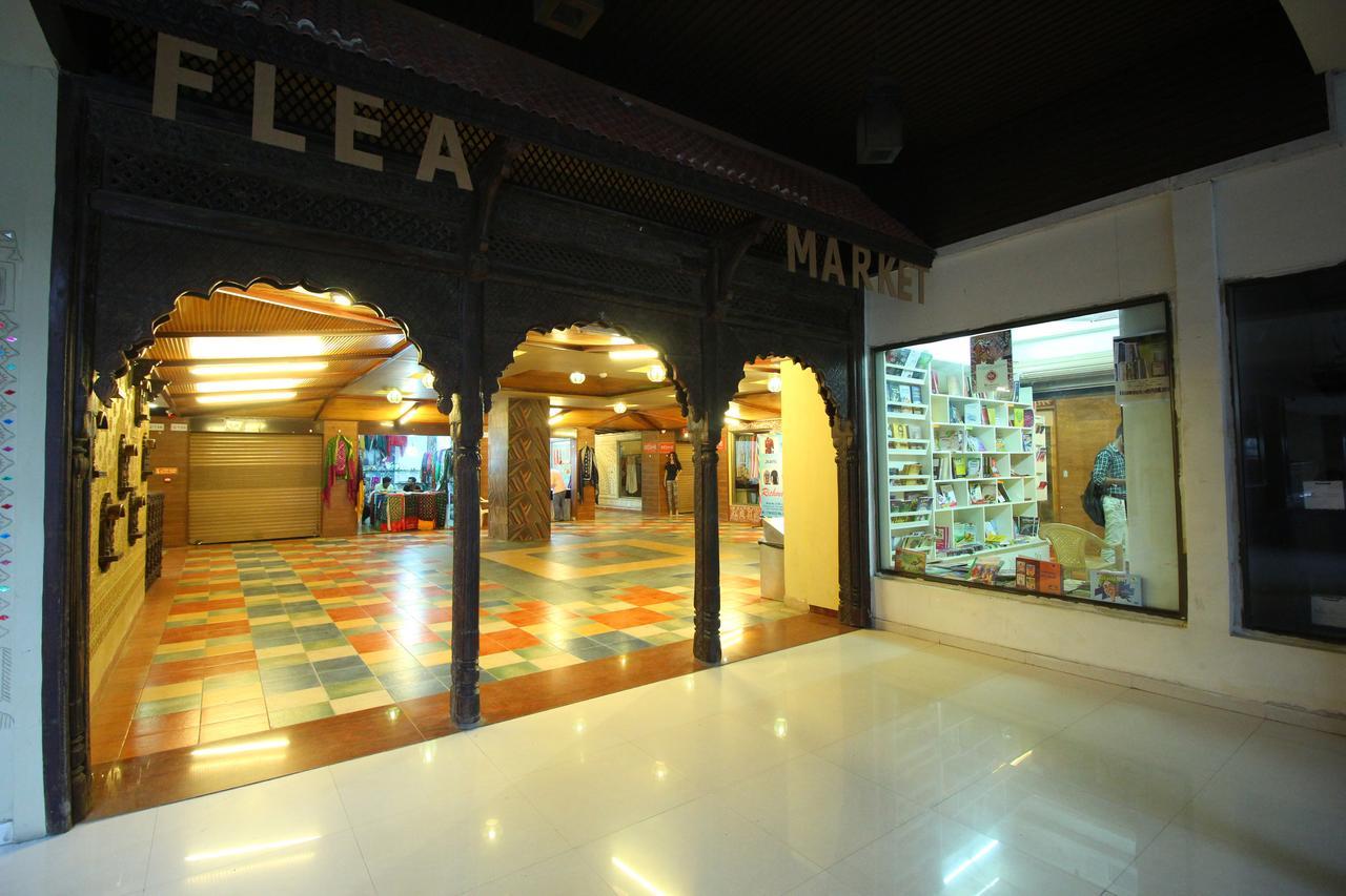 Hostel Jackpot In & Out Ahmedabad