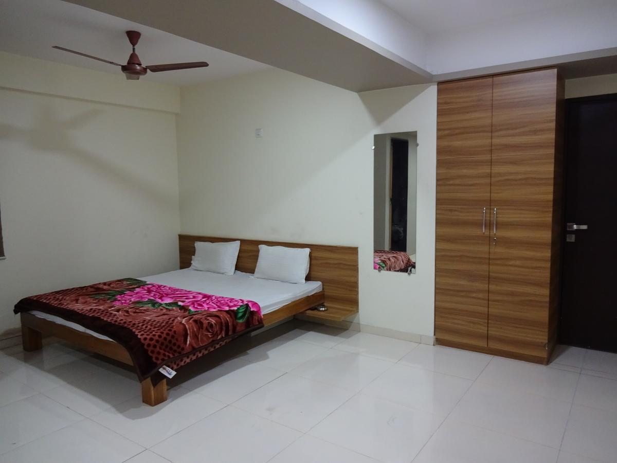 Royal Hotel Ahmedabad