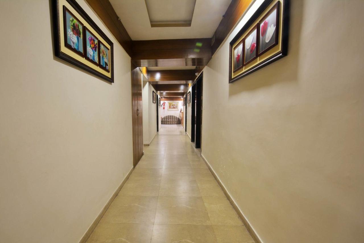 Krishna Palace Hotel