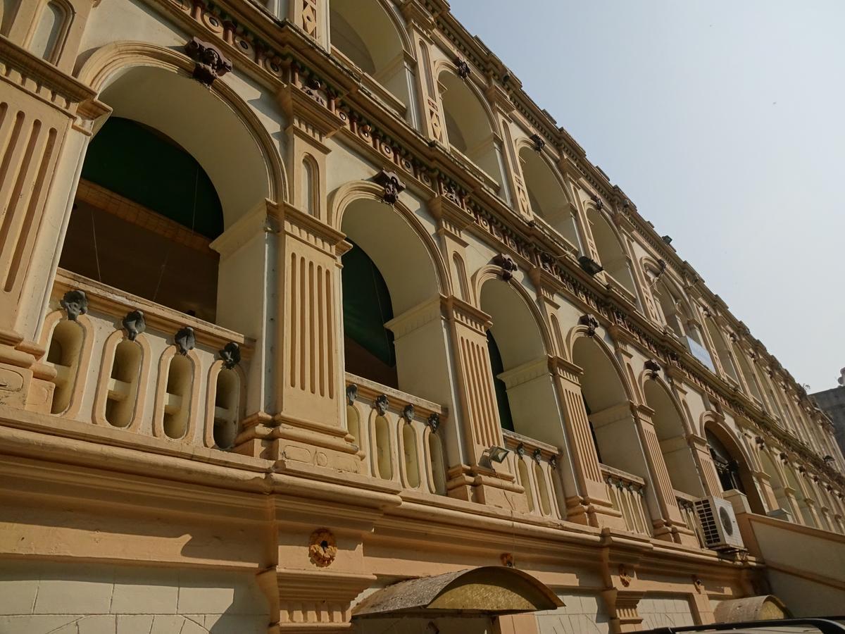 Shahibaug Hotel