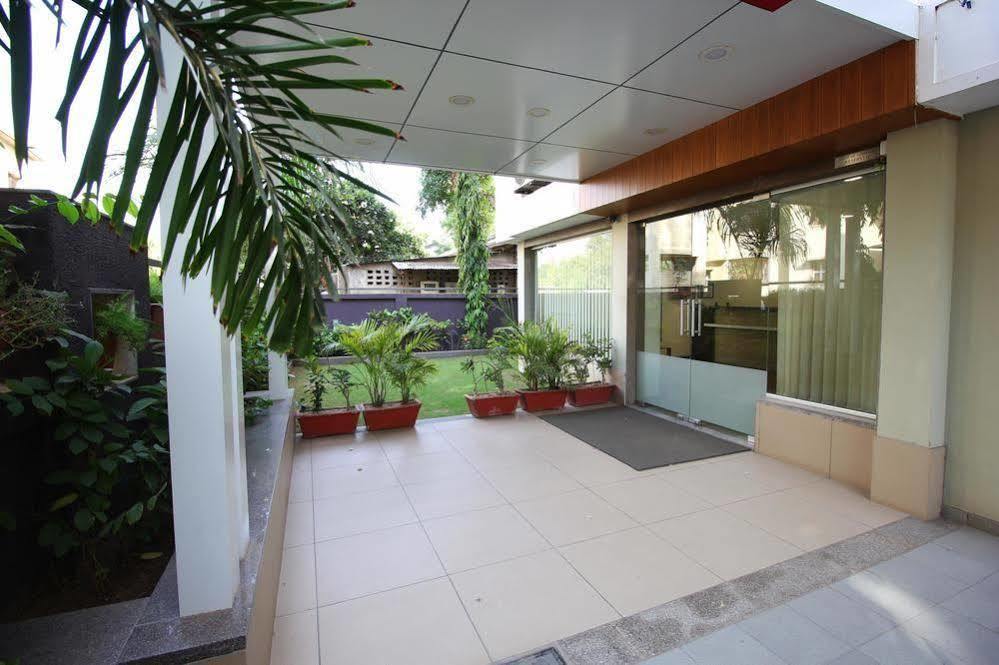 Oyo Premium Gandhi Ashram Road Ii 3* Ahmedabad