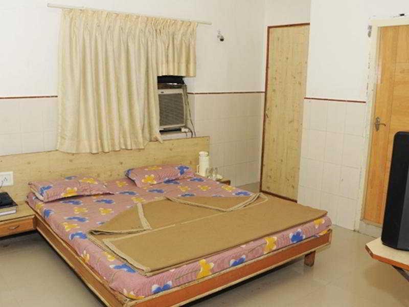 Neelkanth Bliss Hotel