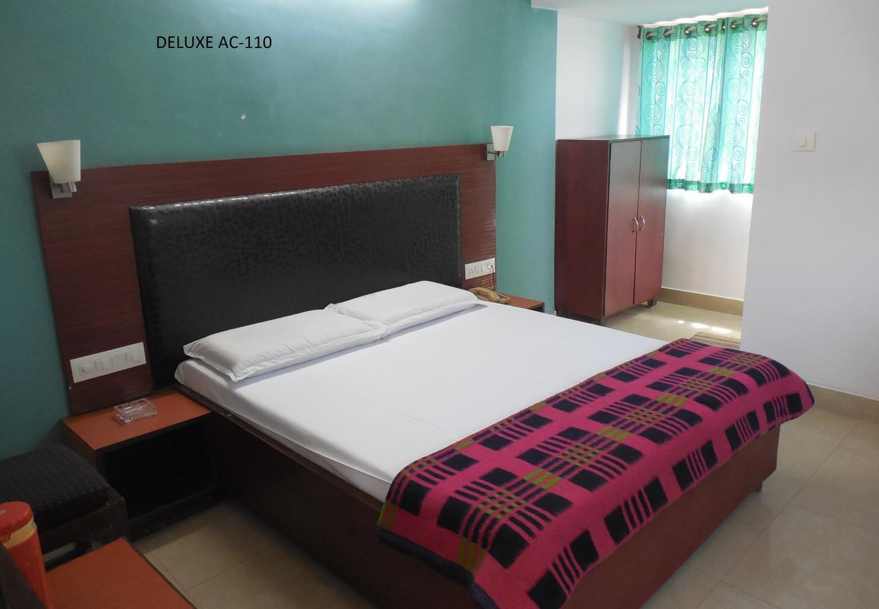 Silver Springs * Ahmedabad