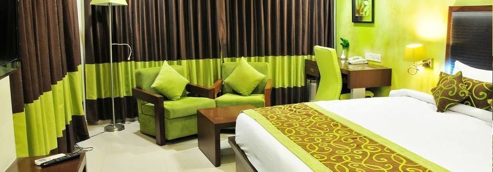 Hotel Sg Road 3*