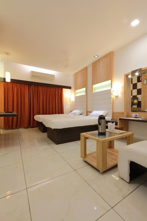 Hotel Pam Regency 3*