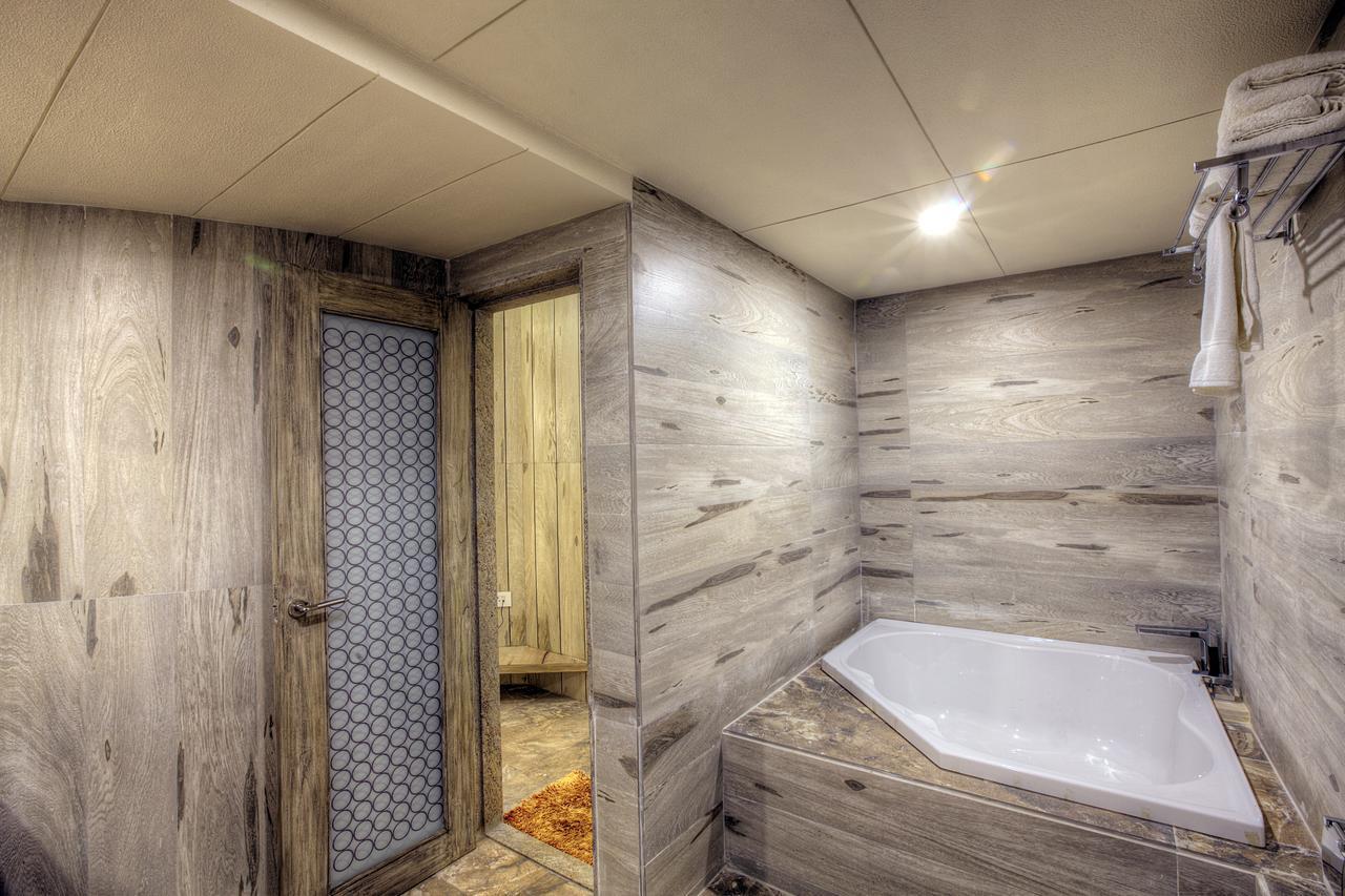 Hotel Scenaria 3*