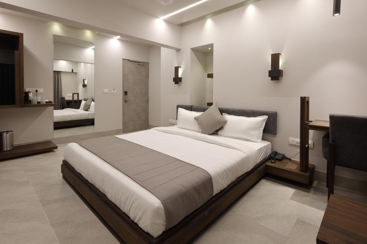 Carrefour 4* Ahmedabad