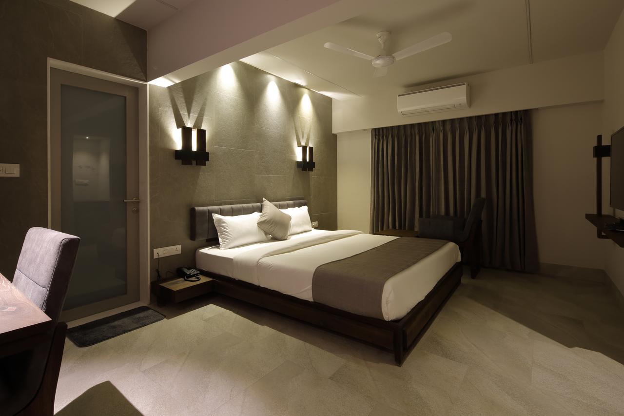 Hotel Carrefour 4*
