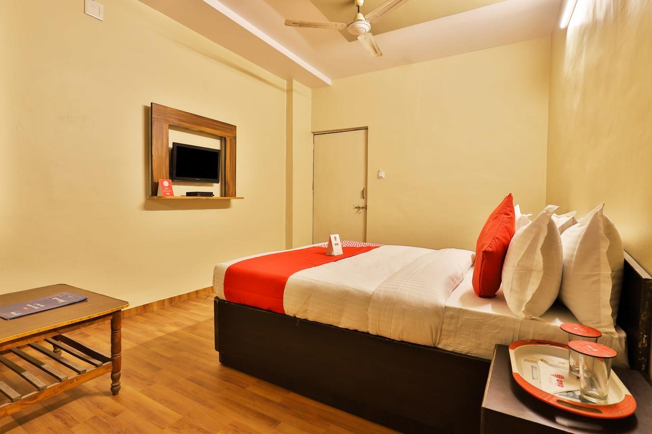 Oyo 11427 Kalyan 3* Ahmedabad