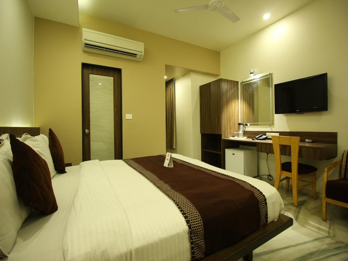 Oyo Flagship 312 Near Ashram Road 3* Ahmedabad