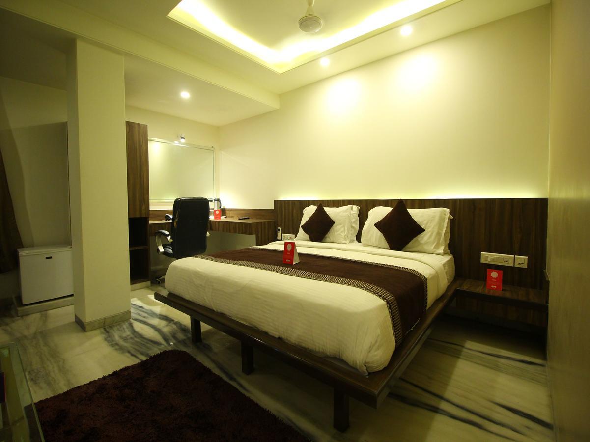 Hotel Oyo Flagship 312 Near Ashram Road 3*