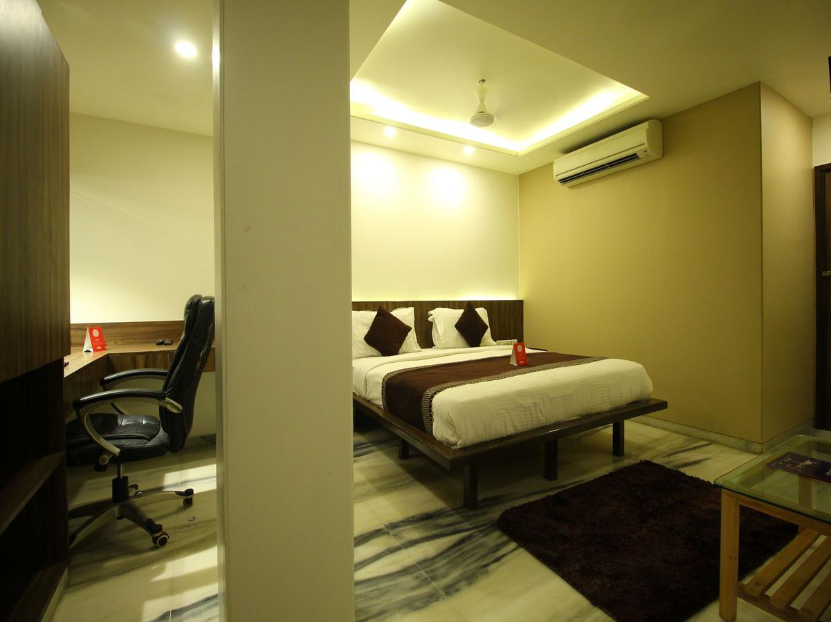 Hotel Oyo Flagship 312 Near Ashram Road 3*