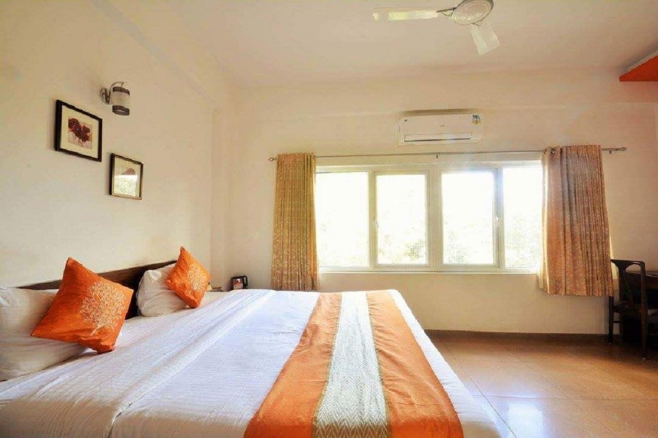 10 Blossoms Serviced Navrangpura * Ahmedabad