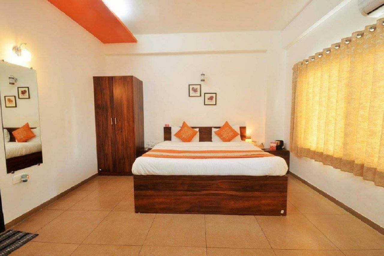 Apartment 10 Blossoms Serviced Navrangpura *