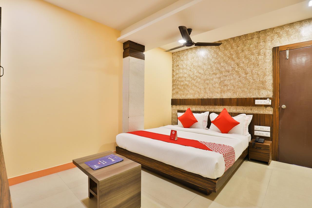 Oyo 12196 Mayur Park Residency 3* Ahmedabad