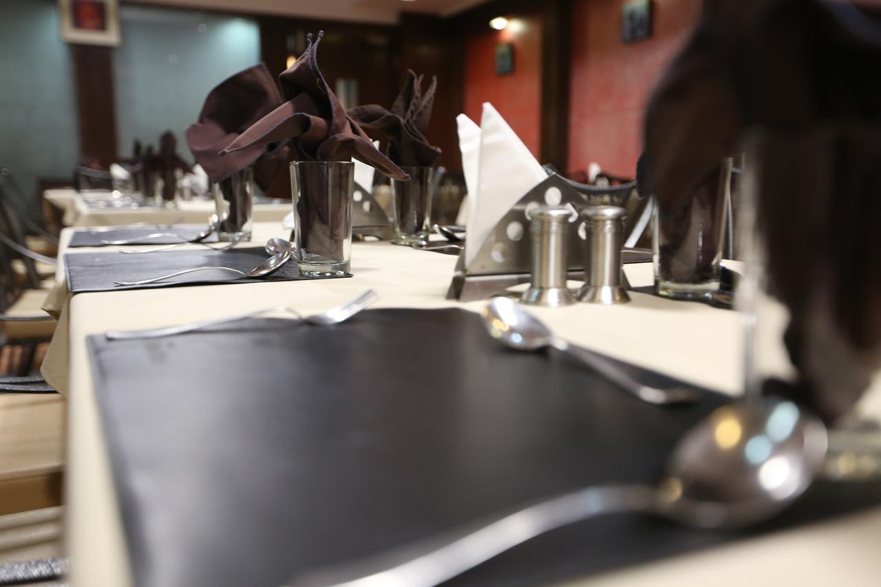Silvercloud And Banquets