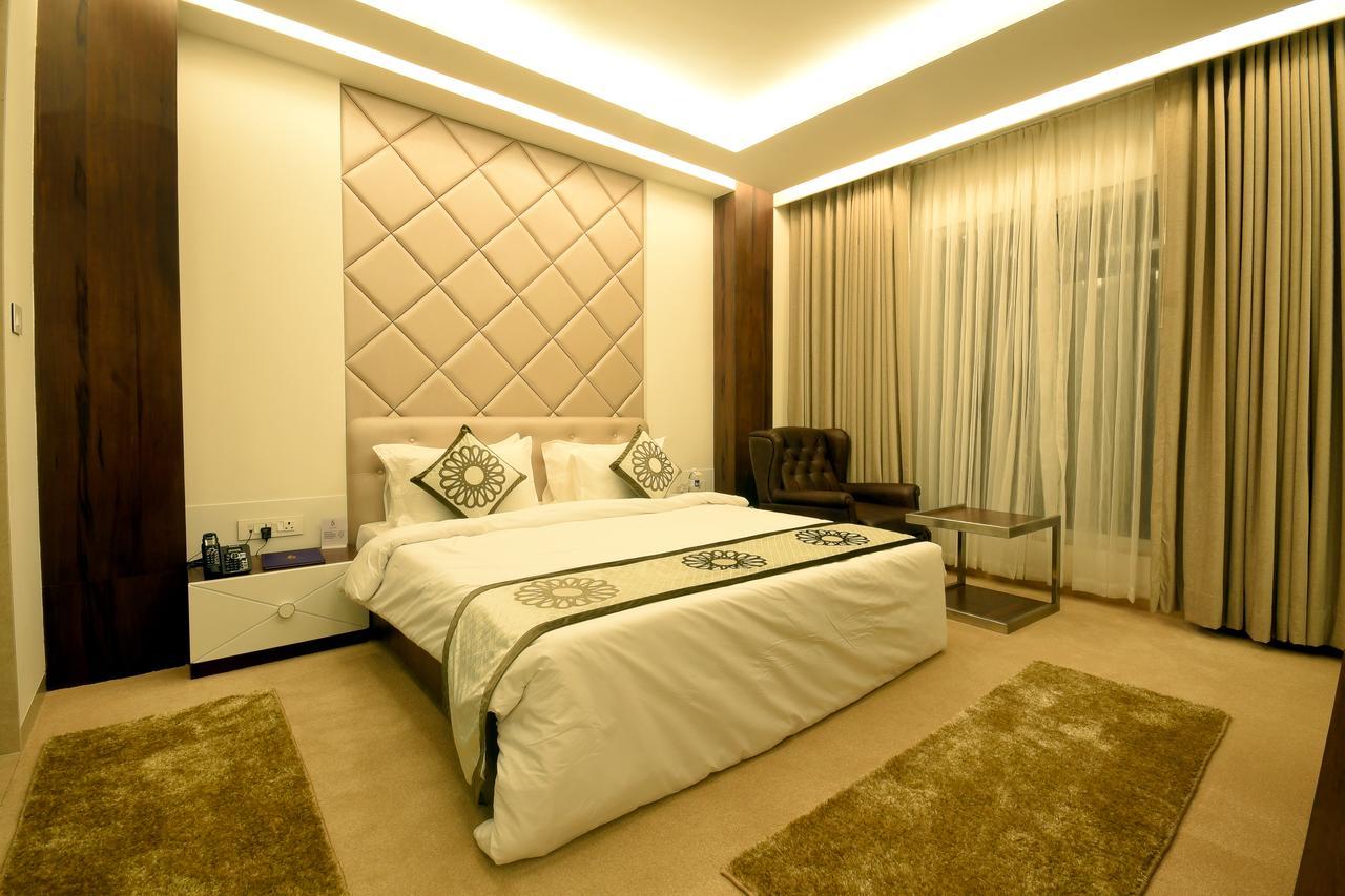 Eulogia Hotel 4*