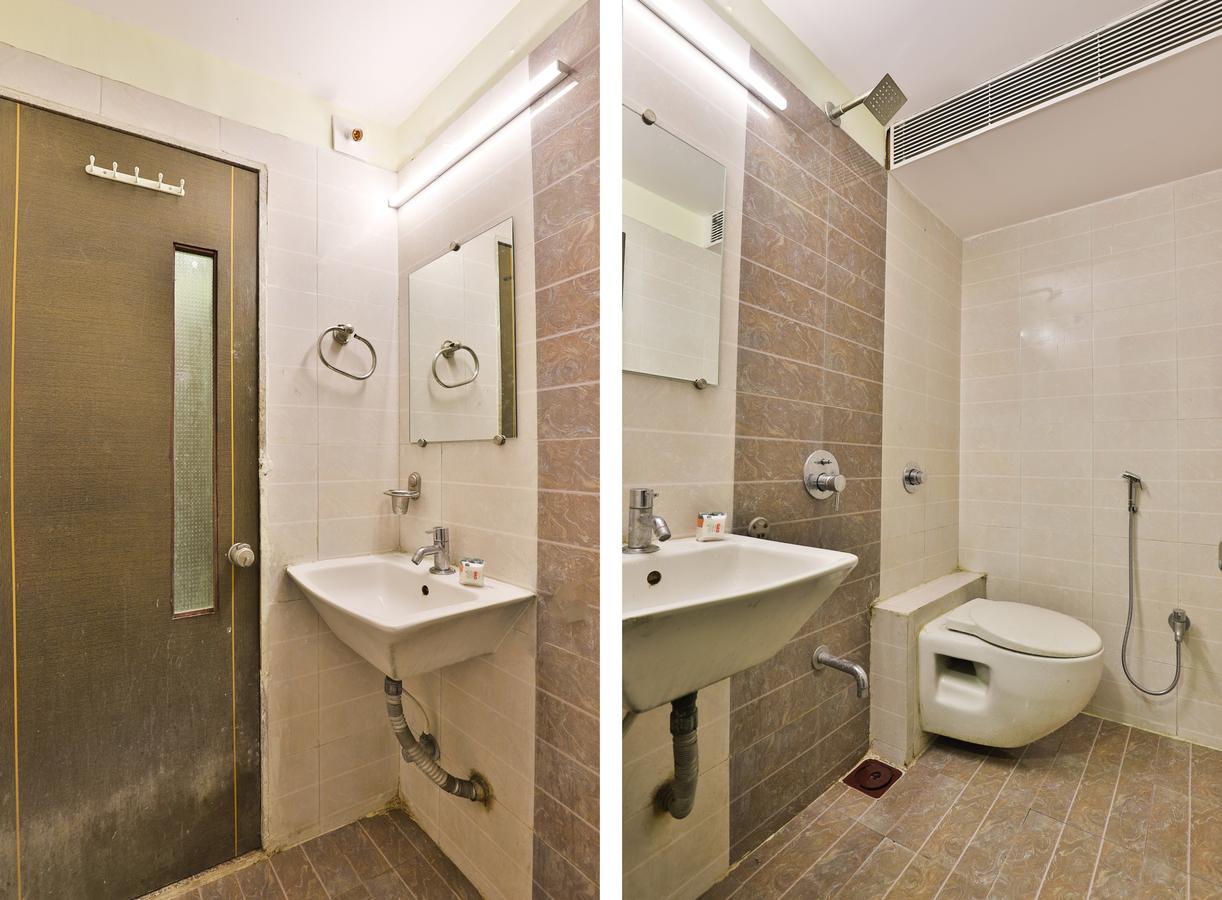Oyo 11491 Santro 3* Ahmedabad