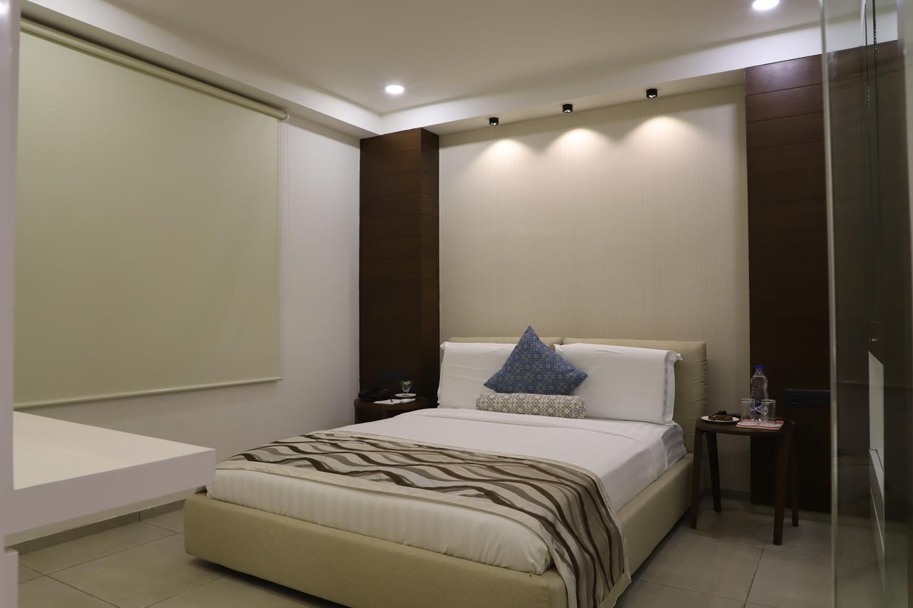 Hotel Ebony Residency Ahmedabad