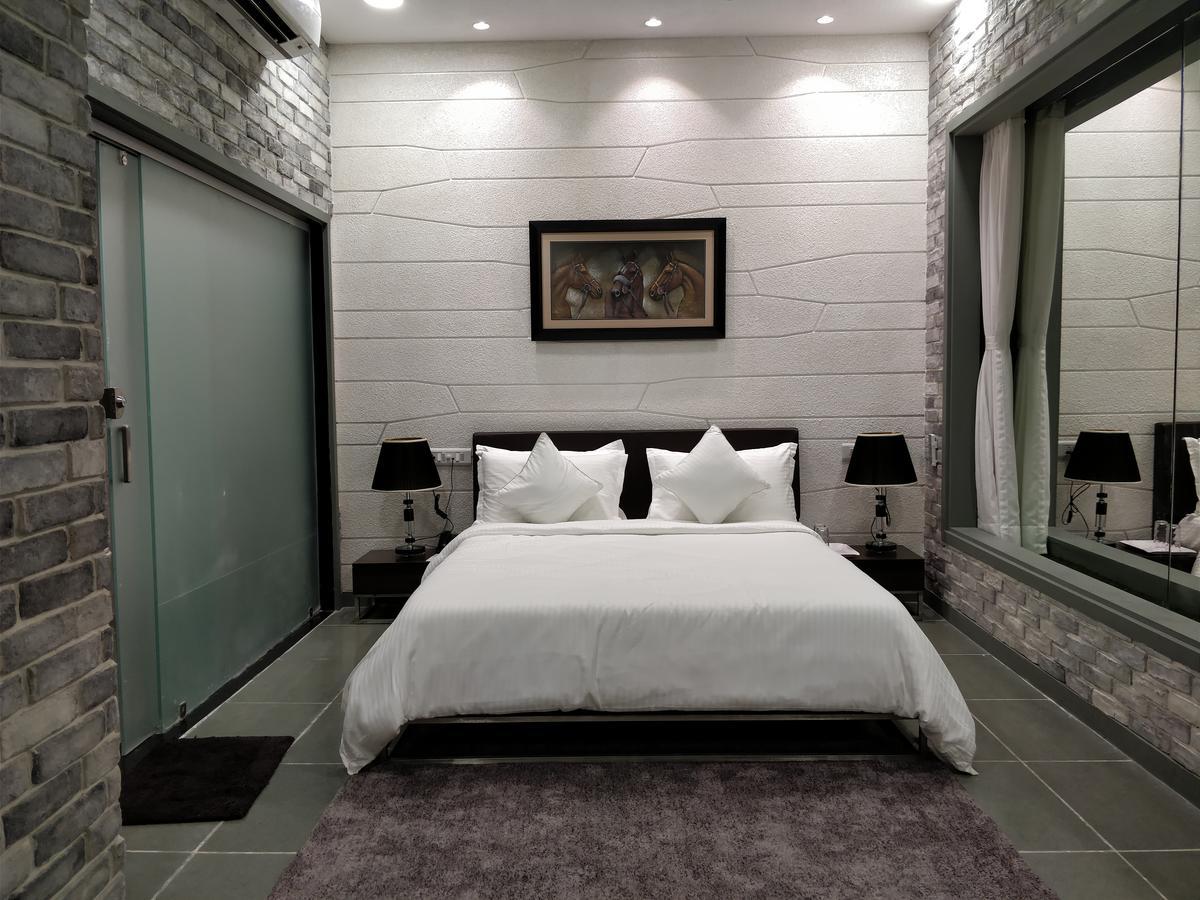 Tribecca Select 3* Ahmedabad