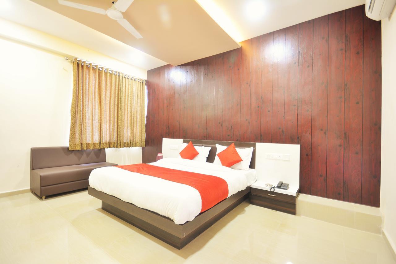 Kritika Hotel Ahmedabad