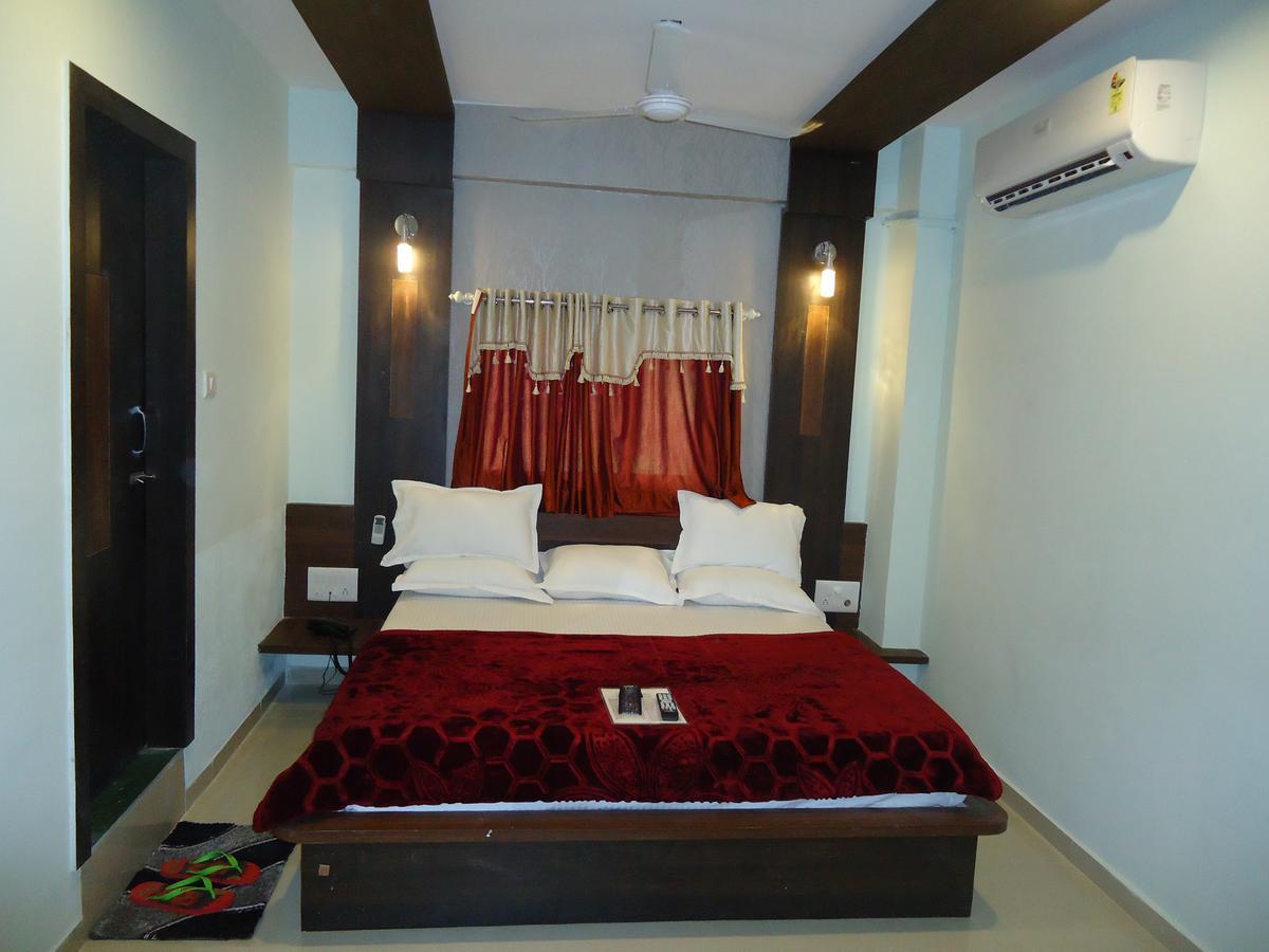 Madhav Hotel Ahmedabad
