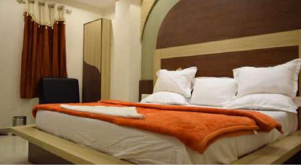 Madhav Ahmedabad
