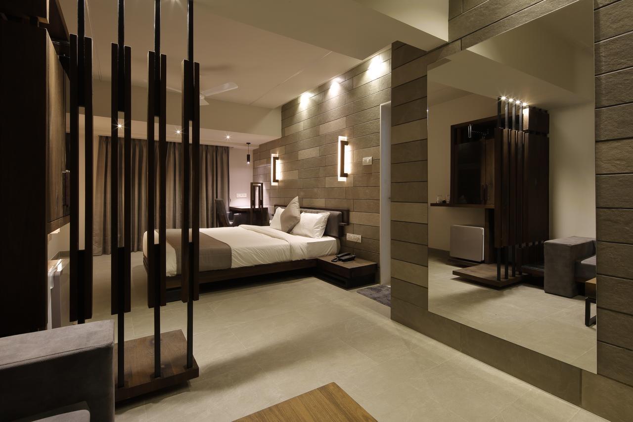 Hotel Carrefour Ahmedabad