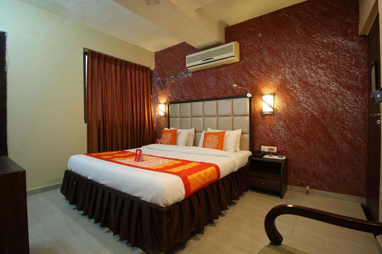 Oyo 8786 Maan Residency Hotel