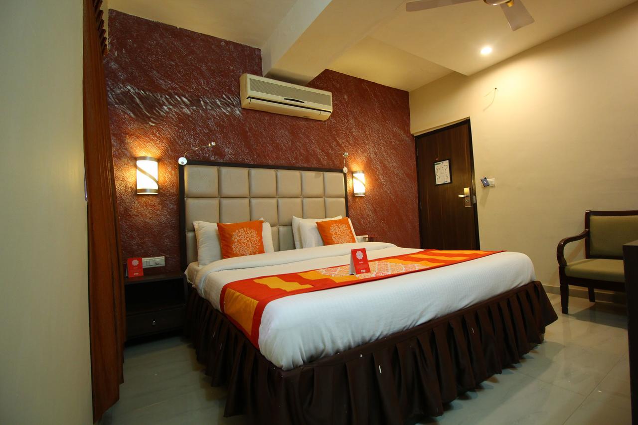 Hotel Oyo 8786 Maan Residency