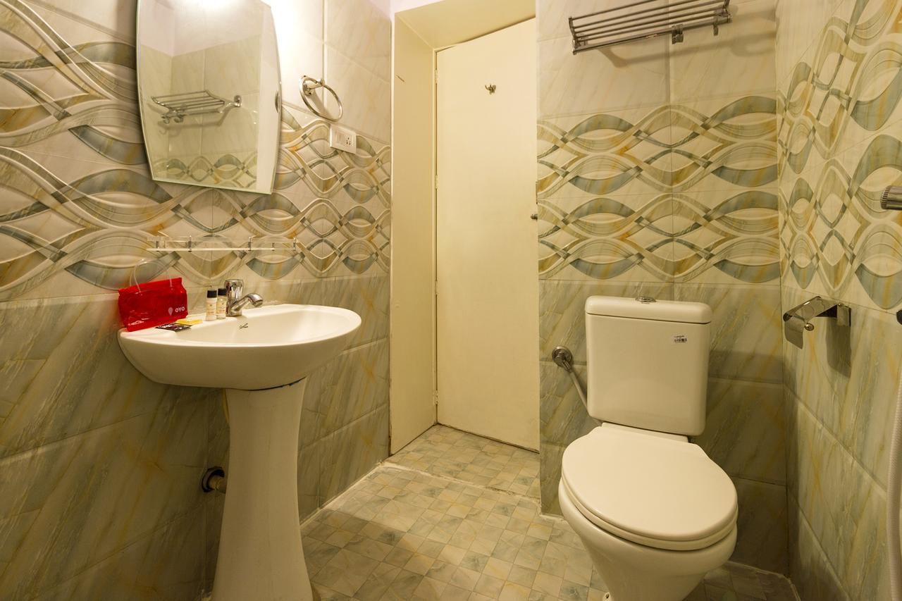 Hotel Sky Stays Skyland Ahmedabad
